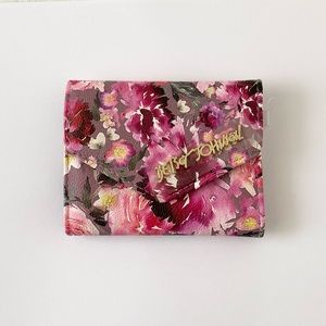 NWOT Betsey Johnson wallet